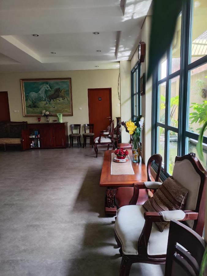 ג'קרטה Rumah Pondok Pinang מראה חיצוני תמונה