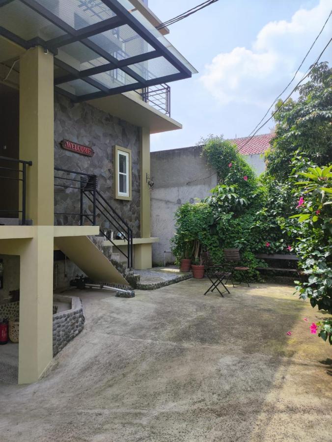 ג'קרטה Rumah Pondok Pinang מראה חיצוני תמונה